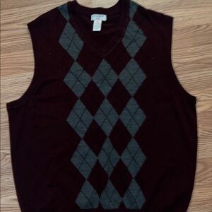Dockers Men's V-Neck Sweater Vest - Burgundy and Gray